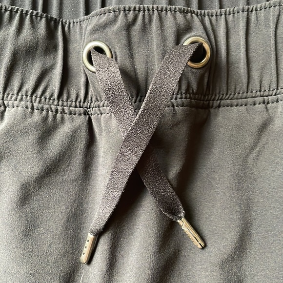 Athleta Stretch-In Black Skort - Picture 4 of 7